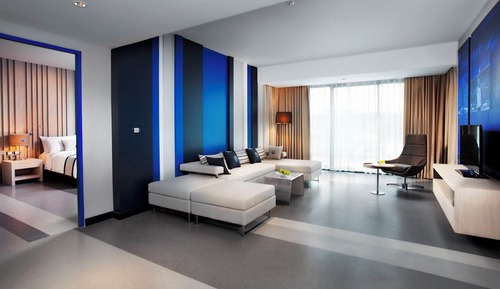 Suite, 1 King Bed
