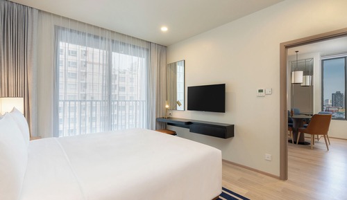 Suite, 1 Bedroom, Kitchen (Living Dining Area)