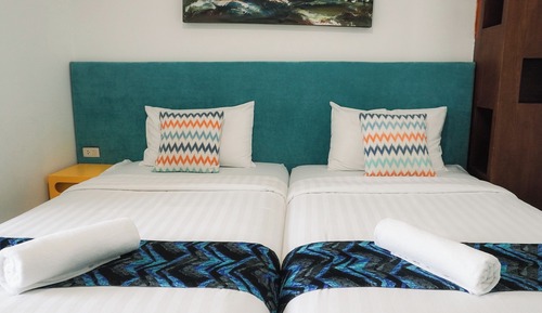 Standard Twin Room