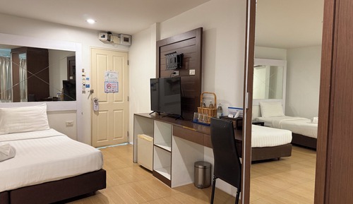 Triple Room