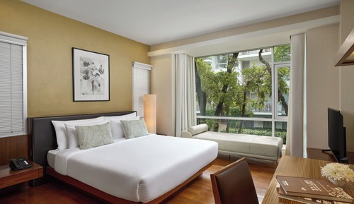 Deluxe 2 Bedroom Suite (King+Twin Bed)