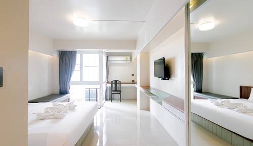 Superior King Bed