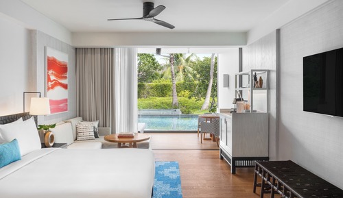 Deluxe Room, 1 King Bed, Pool Access, Resort View (Essential)