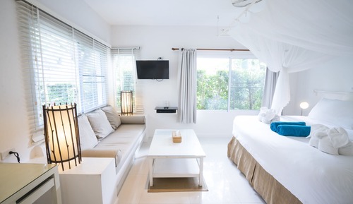 Deluxe Bungalow