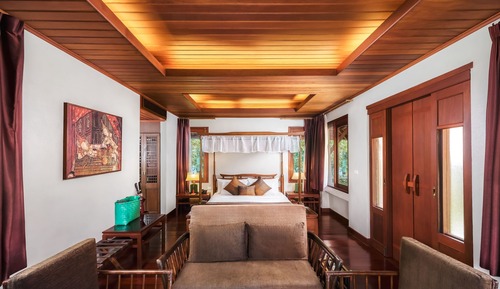 Oriental villa