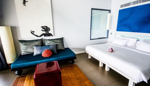 The Deluxe with Seaview