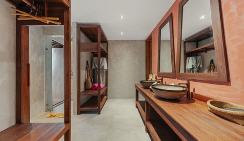 One Bedroom with Bathtub Villa