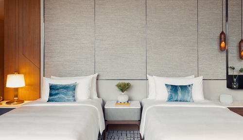 Room, 2 Twin Beds (Essential)
