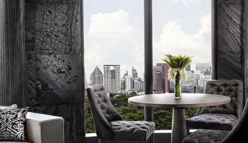 Signature Suite, 1 King Bed, Club Lounge Access, City View (SO Suite)