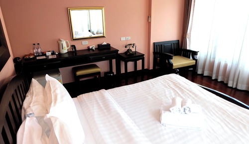 Traditional Double Room, 1 King Bed, Accessible, Non Smoking