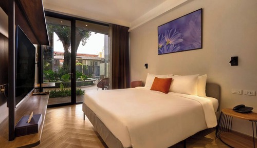 Deluxe Double Room, Garden View