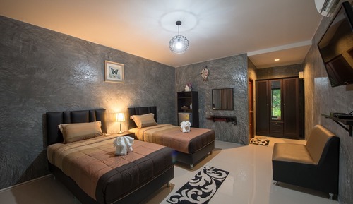 Deluxe Twin Room