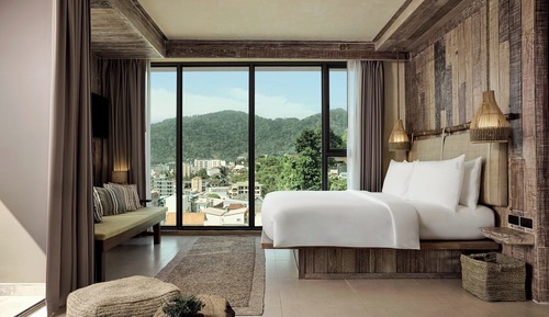 Suite, 2 Bedrooms, Corner