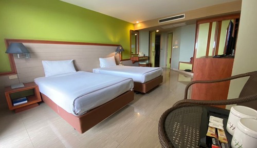 Deluxe Twin Room