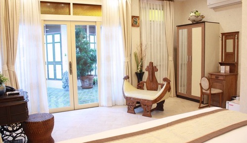 Grand Room