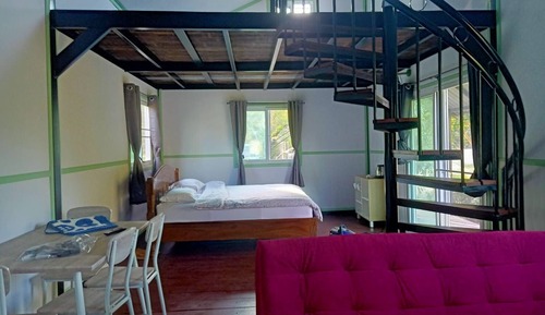 Family Duplex, Multiple Beds