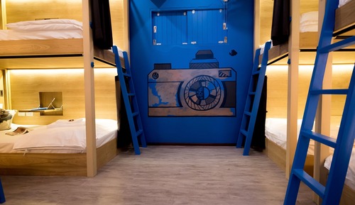 8-Bed Mixed Dormitory