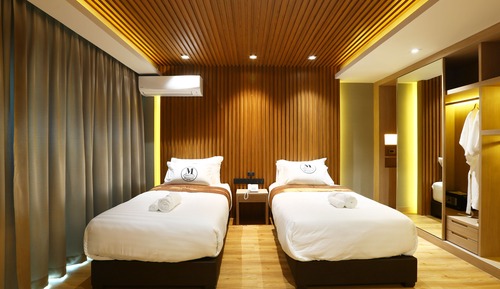  Deluxe Room Twin Bedded