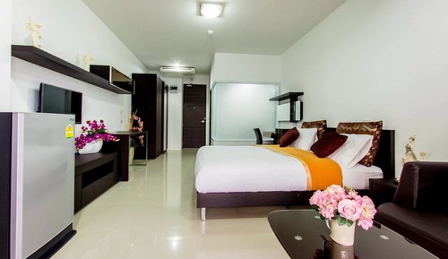 1-Bedroom Apartment