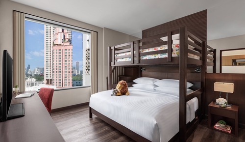 Family Suite, 1 Bedroom, Non Smoking, City View