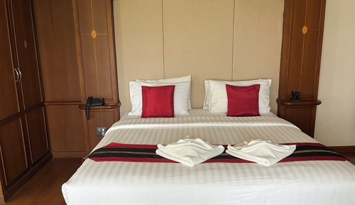 Suite Room (Zone A)