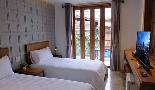 Deluxe Twin Room