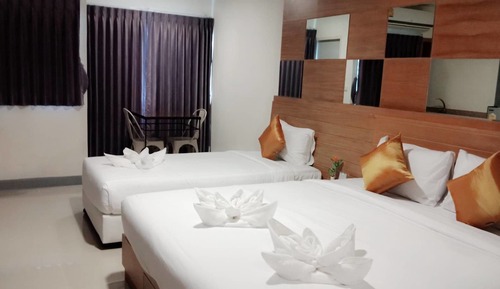 Deluxe Triple Room