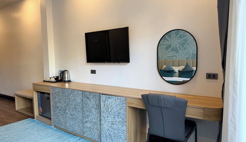 Deluxe Double or Twin Room, Balcony, Garden View