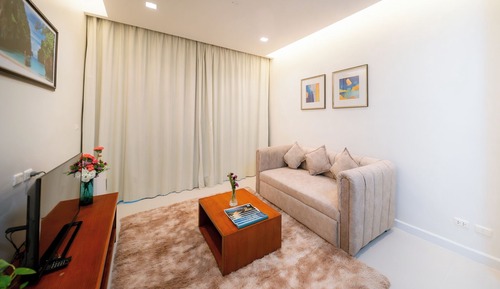 Suite with Garden View