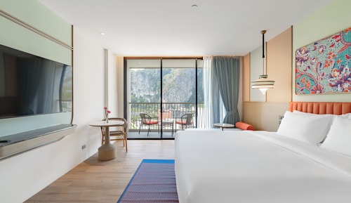Deluxe Room, 1 King Bed