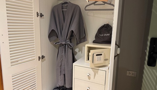 Deluxe Twin Room, City View
