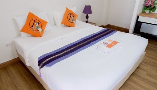 Standard Room, 1 Queen Bed, Non Smoking