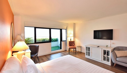 Deluxe Double Room, Balcony, River View