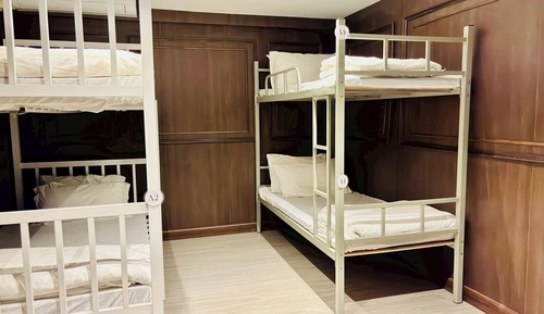 Shared Dormitory, Mixed Dorm