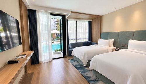 Standard Pool Access Twin Bed