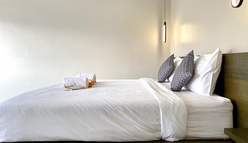 Family Studio Suite, City View