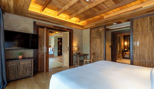 Suite, 2 Bedrooms, City View