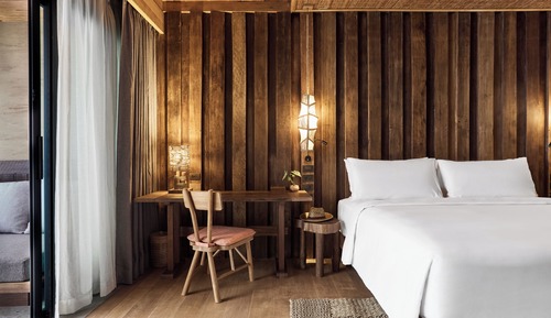 Premium Room, 1 King Bed, Garden View