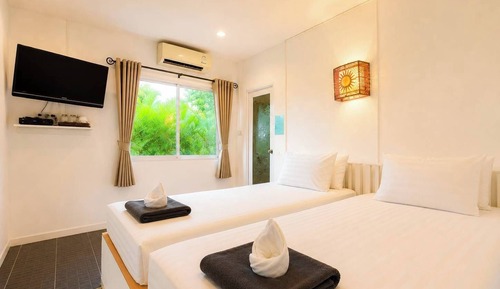 Room, 2 Twin Beds, Non Smoking