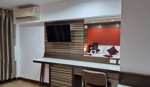 Superior Double Room, City View
