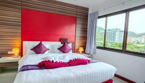 Standard Double Room, City View