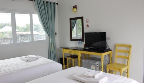 Deluxe Twin Room