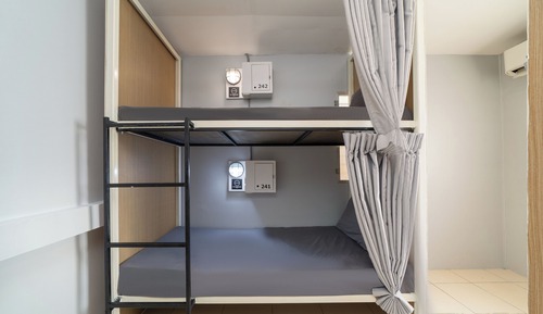 Bed in 4-Bed Dormitory (240)