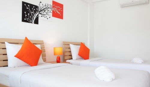 Standard Twin Room
