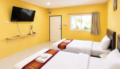 Standard Twin Room