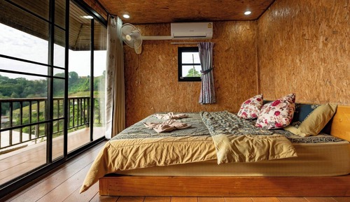 Deluxe Room, Balcony, Mountain View