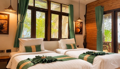 Family Bungalow, Balcony, Beach View