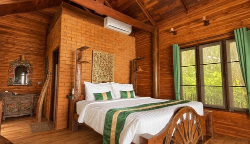 Superior Bungalow, Balcony, Beach View