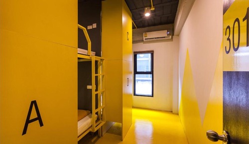 Quadruple Room with Shared Bathroom