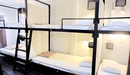Bed in 10 Bed Mix Dormitory